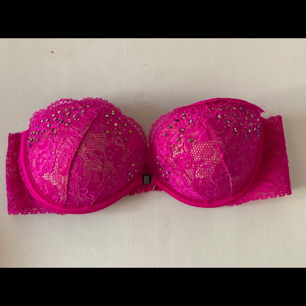 VICTORIAS SECRET PUSH-UP BRALETTE